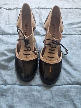 Anyi Lu Two-Tone Black and Beige Oxford Heels